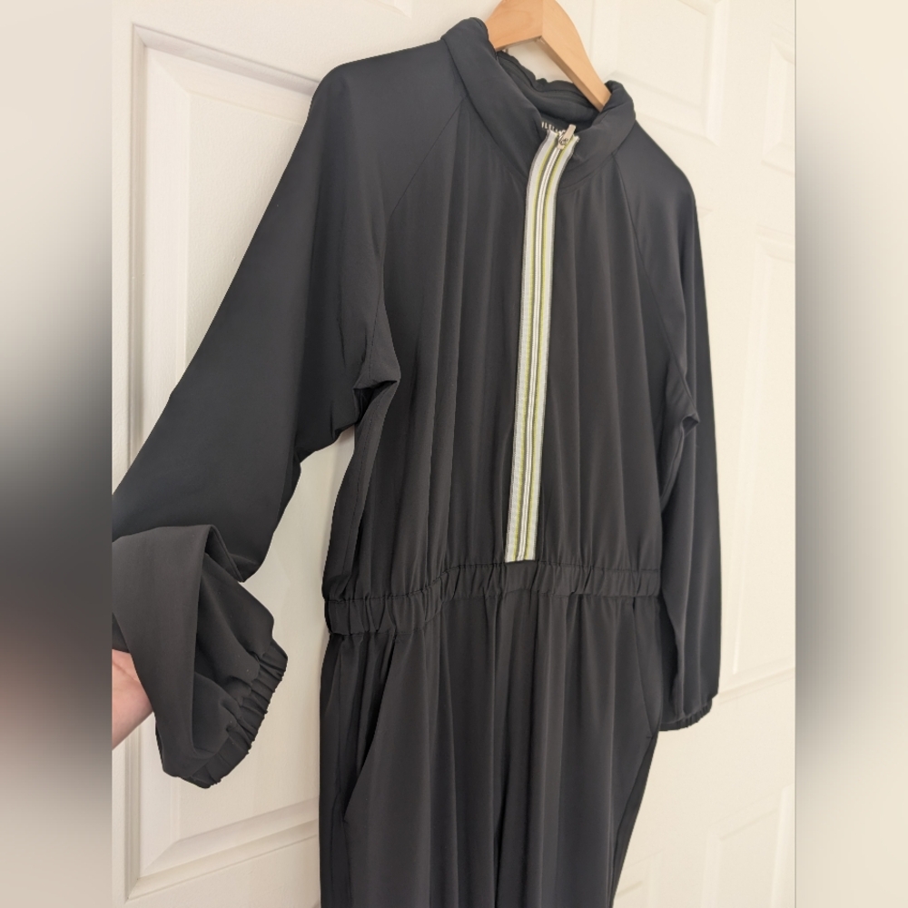 Athleta "Dipsea" Romper Front Zipper Striped Black Jumpsuit size 12 - Picture 8 of 15